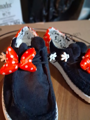 HEYDUDE Ladies Minnie Mouse Disney Slip-On Canvas Sneakers Black/Red Bow US W8