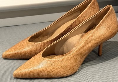 MAXMARA leather court shoes Size 35 Runs Big Bran New Retail $800 Womens Girls