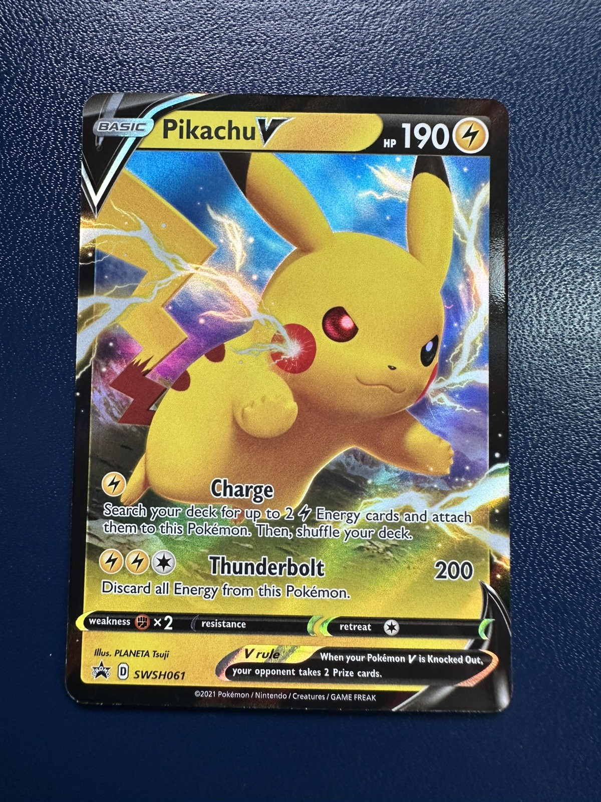 Pikachu V SWSH061 Holo - Pokemon Sword & Shield Promo NM