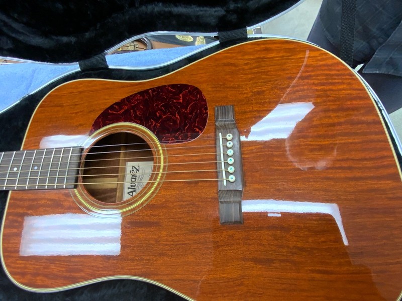 Alvarez  5040 Acoustic Guitar.    —-item #19