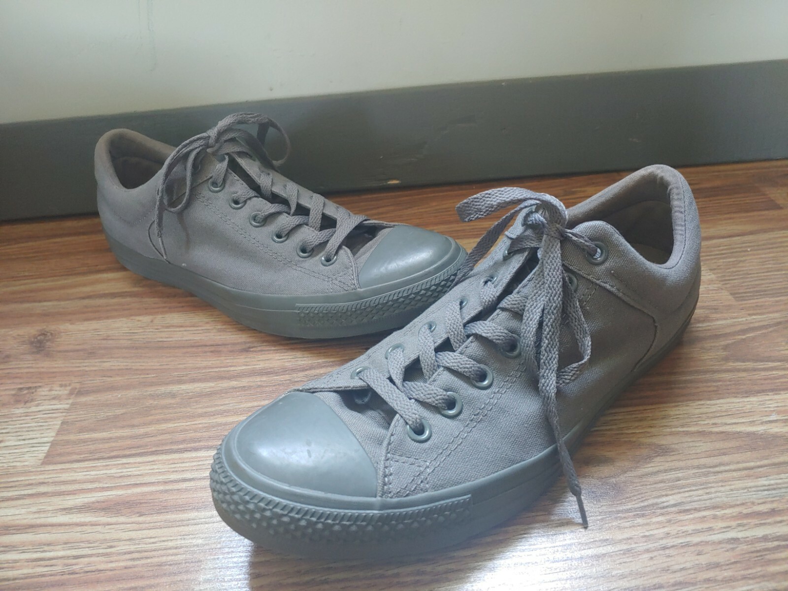 Men's Converse Thunder Grey High Top Sneakers Size 12 Women's 14 149434F-image