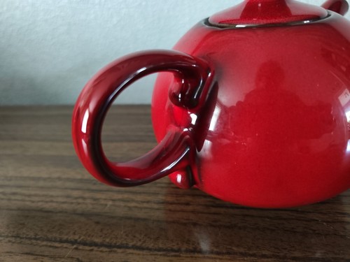 Mid Century Red Ceramic Tea Pot No Damage Rare - Picture 8 of 8