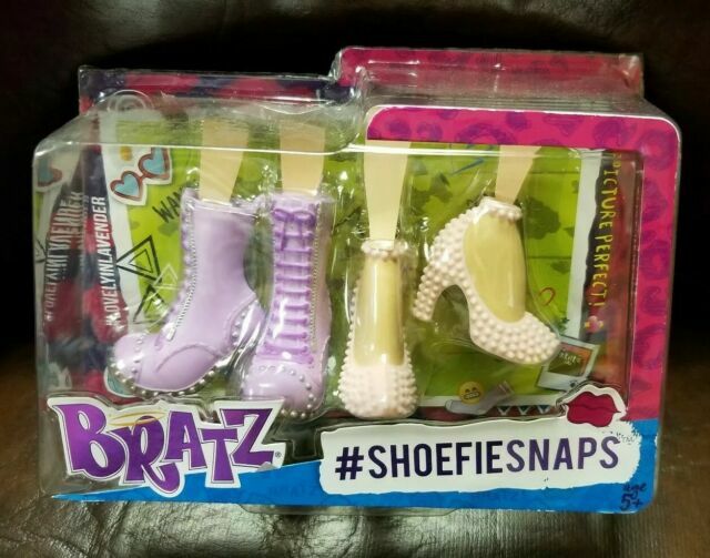 Bratz Doll Shoes 2 Pairs ShoefieSnaps Lovely in Lavender for sale