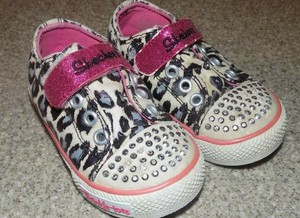 skechers twinkle toes leopard print