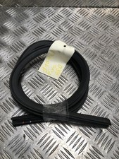 Guarnizione sportello posteriore destro NISSAN PIXO 82830-4A00C-