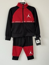 Nike Air Jordan Toddler Sweatsuit Boy's Size 2T Black/Red NWT