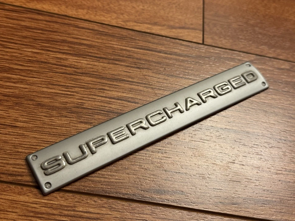 Emblema traseiro L320 Land Range Rover Sport supercharged fabricante de equipamento original 2006-2009 - Imagem 2 de 3