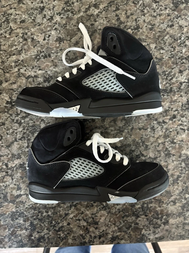 Nike Air Jordan 5 Retro OG Black Metallic Reimagined’ PS Size 1.5Y HF3978-001 - Image 2 of 4