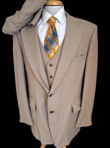 Vintage Rothmoor 3 Piece Suit Sz 44L Pants 40 x 32 Reversible Vest Beige Tan