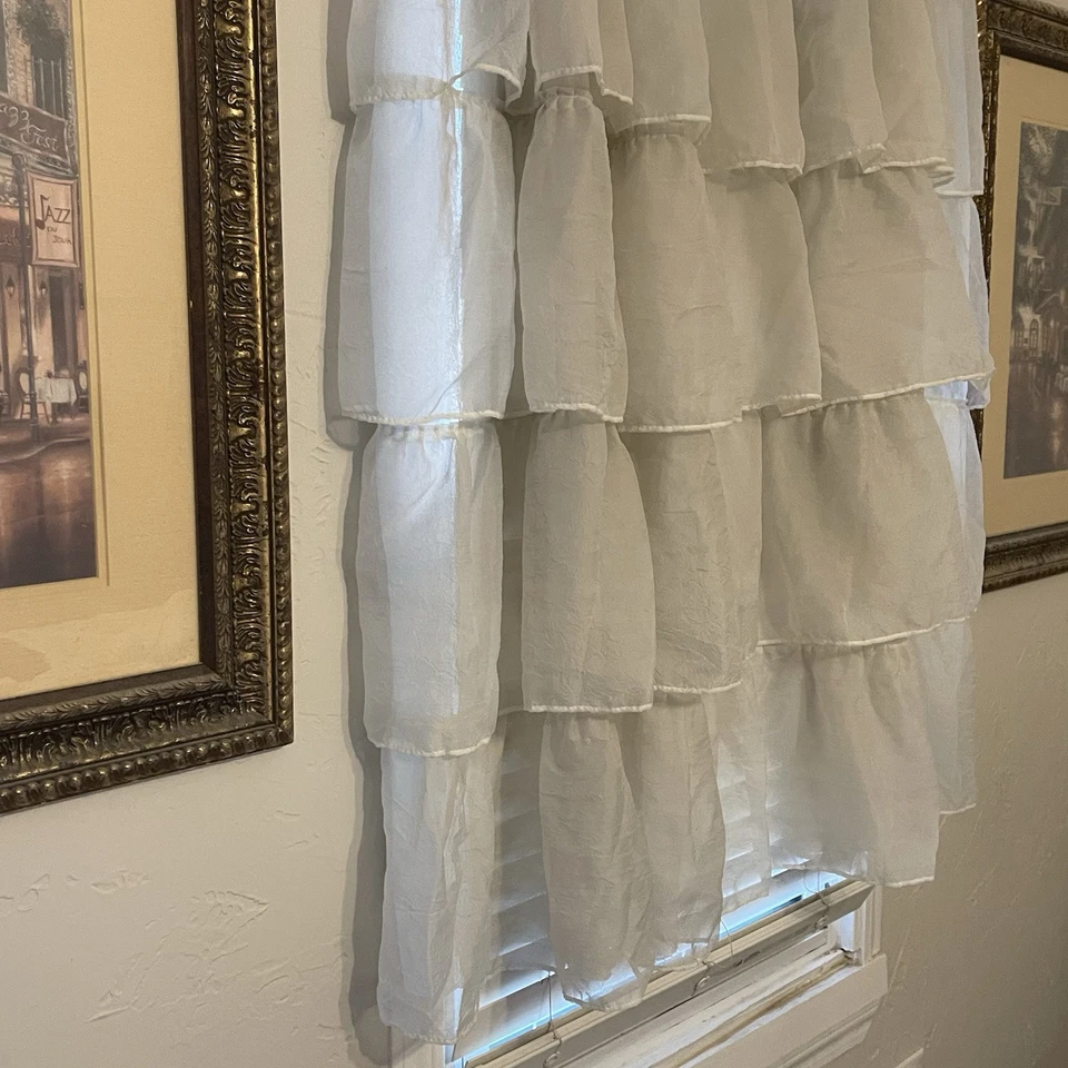 De colección Cortinas Volantes Nivel Panel Transparente Corto 50” Largo 65” Ancho Marfil Ojal Foto 4 de 4