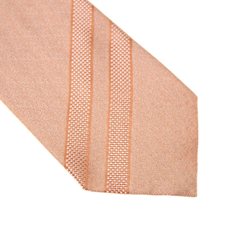 Corbata Tom Ford Nueva con Etiquetas en Naranja y Blanco con Rayas 100% Seda Hecha en Italia Foto 2 de 4