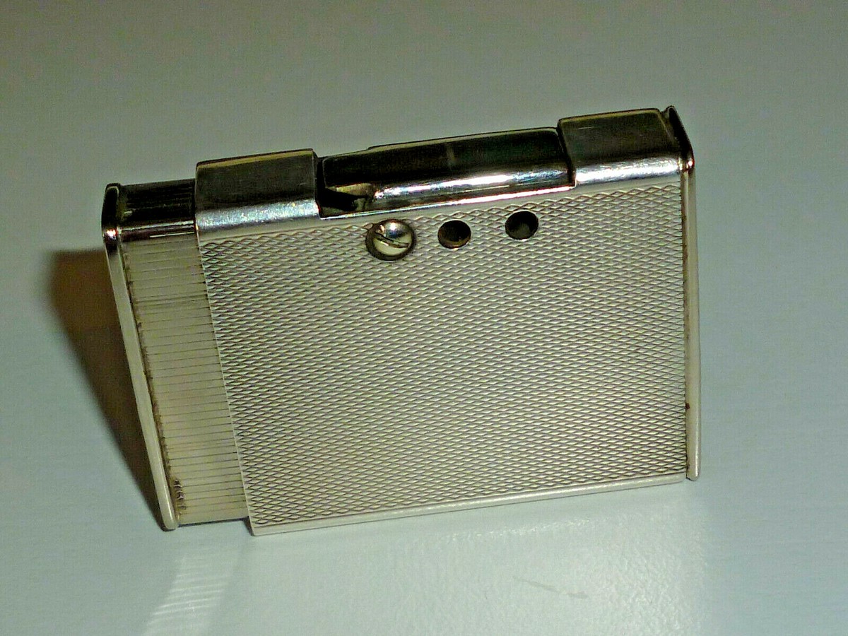 置物 Swarovski Cigarette Lighter SWAROVSKI CIGARETTE LIGHTER - CLEAR 010098 - The Crystal Lodge