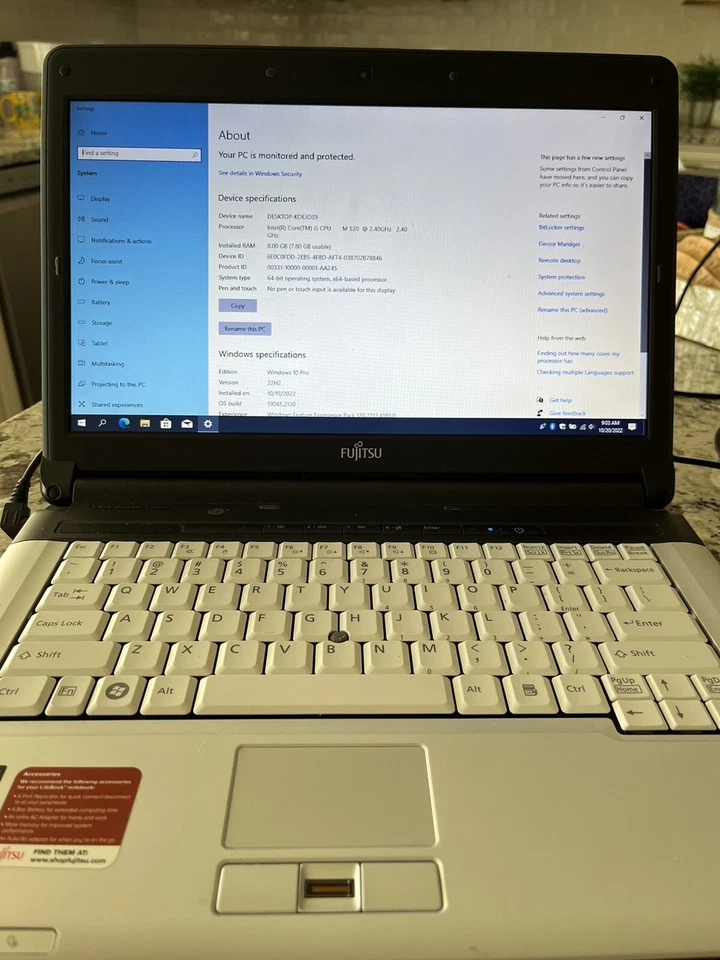 Portátil y cargador Fujitsu Lifebook S710 Core i5 2,40 GHz 8 GB RAM 128 GB SSD Foto 2 de 4