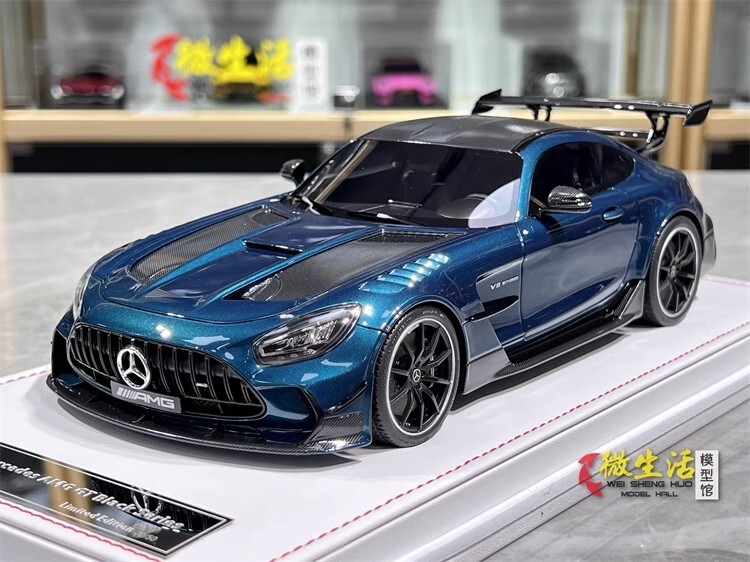 Mercëdes-Benz AMG One  Metallic Blue  1/18 IVY