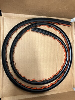 FORD WEATHER SEAL GASKET STRIP 6159557 Threshold seal scorpio 1985-1994 NOS