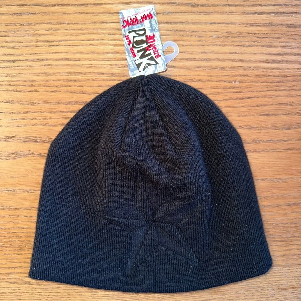 NOS Vintage Y2K Hot Topic Nautical Star Stamped Black Knit Beanie Cap Hat