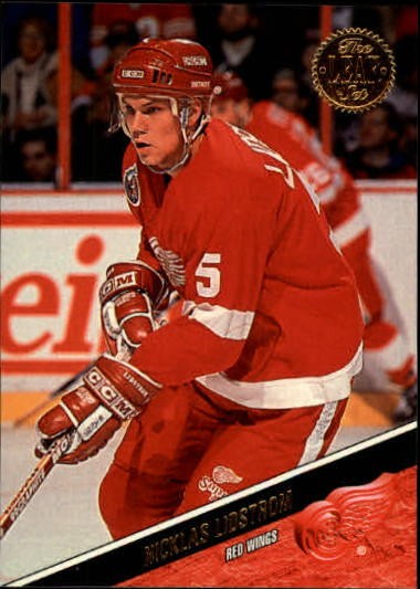 1993-94 Leaf #89 Nicklas Lidstrom - NM