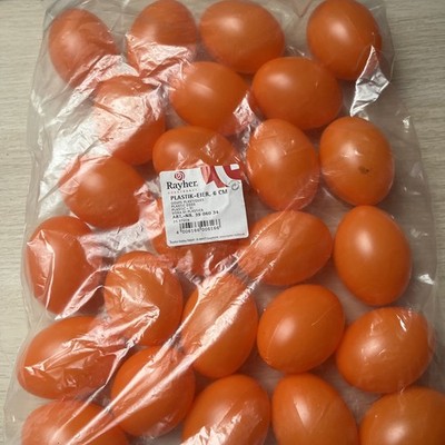 25 Plastik-Eier 6 cm orange Rayher