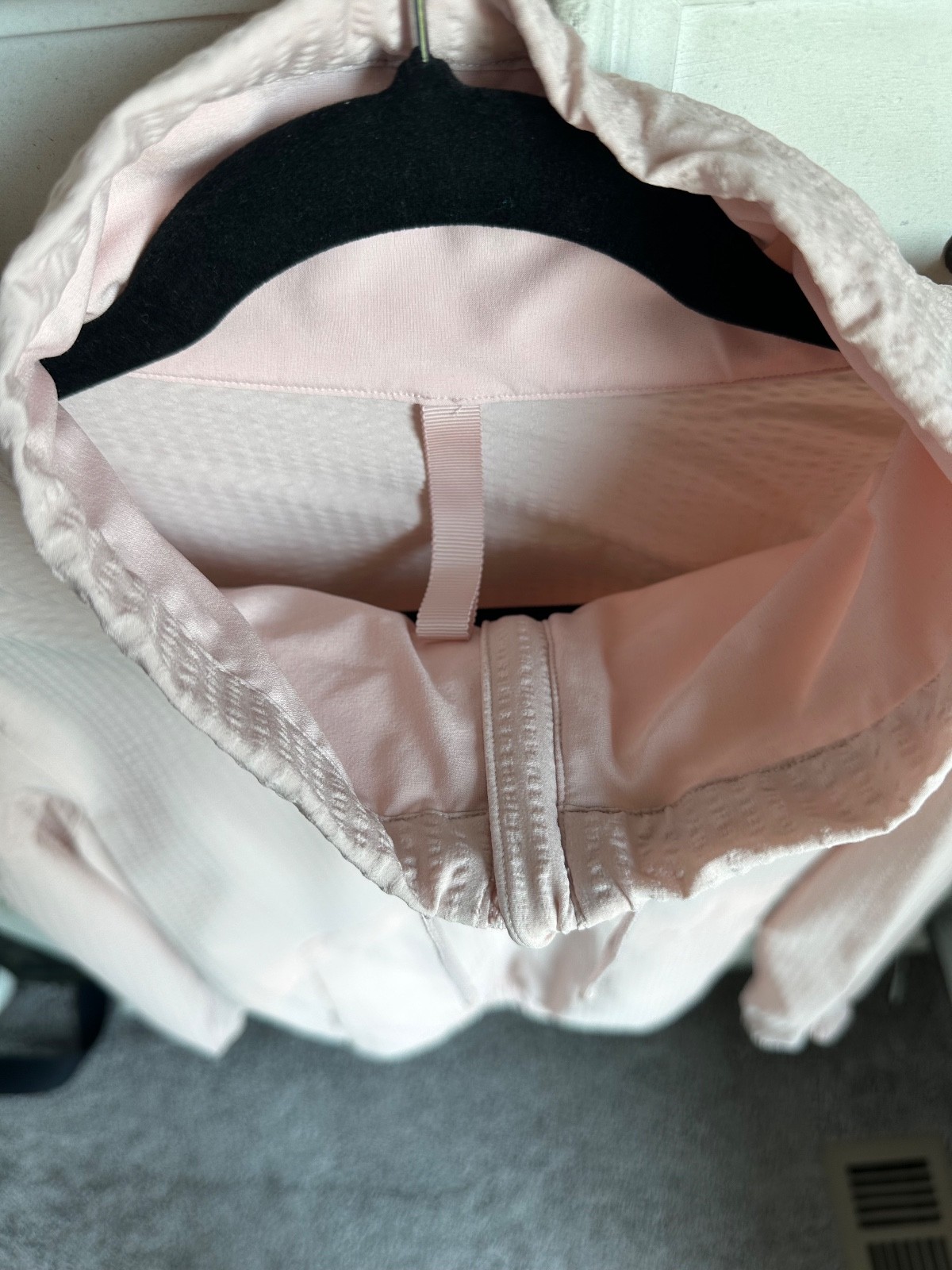 Lululemon Pack Light Pullover Jacket Pink Size 2.… - image 3