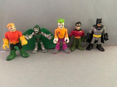 Imaginext DC super friends action figures 5- Batman Robin Joker Dr Doom Aqua Man