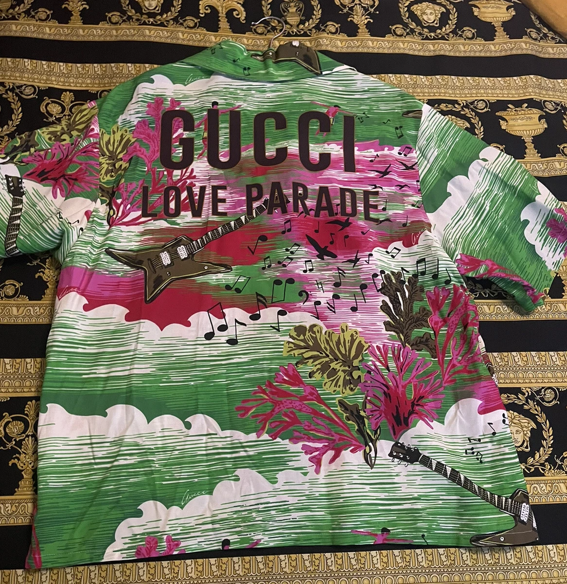 グッチ　loveparade ロゴtee  2xl