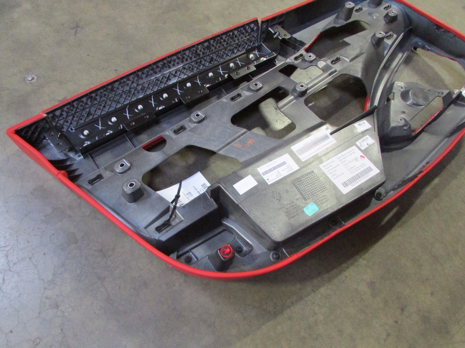 Ferrari 458 Italia, RH, Right Front Door Main Trim Panel, Blk&Red, Used 82643629