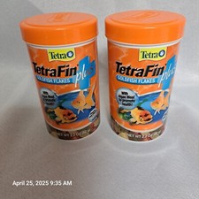 2 TetraFin Plus Goldfish flakes 2.2oz Algae Meal cleaner water formula orange