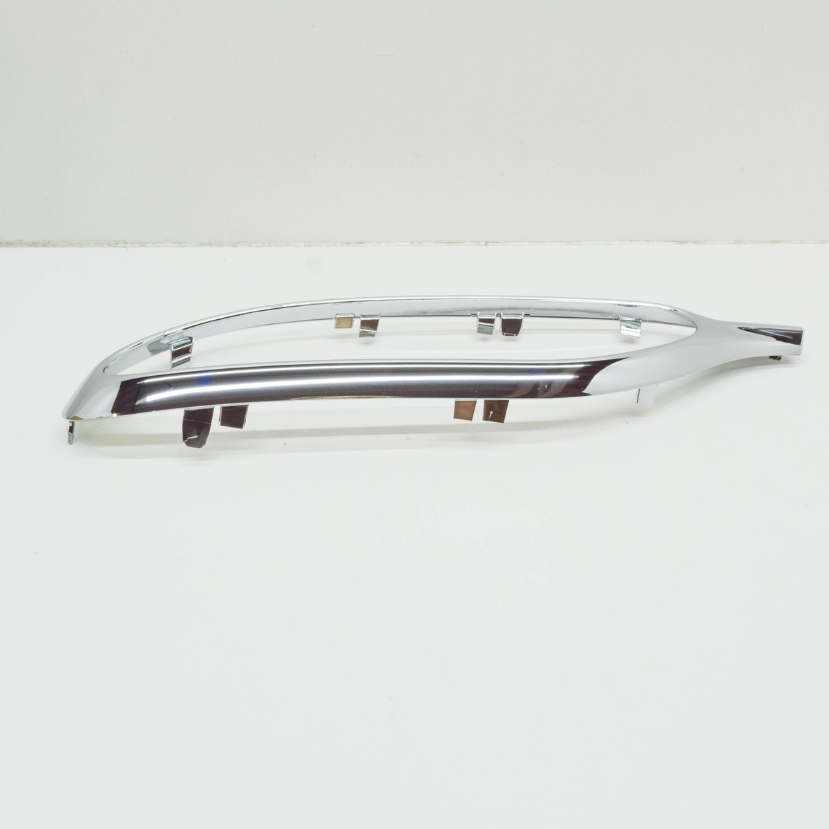 NEW MERCEDES-BENZ S W222 REAR BUMPER BOTTOM LEFT TRIM STRIP