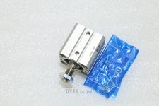 Cilindro cuadrado compacto SMC genuino NNB CDQSB25-10DCM CYL-SQU-I-474 = 4P11-1