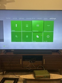 Halo 3 Edition Xbox 360 Console w/ Controller