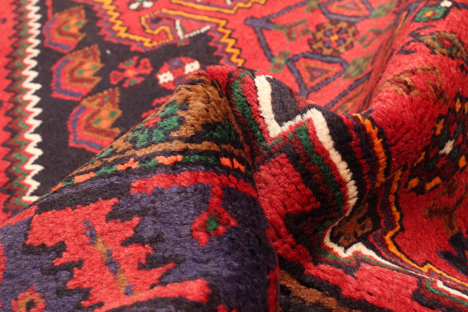 Vintage Oriental Hand-Knotted Carpet 4'7" x 6'11" Traditional Wool Area Rug