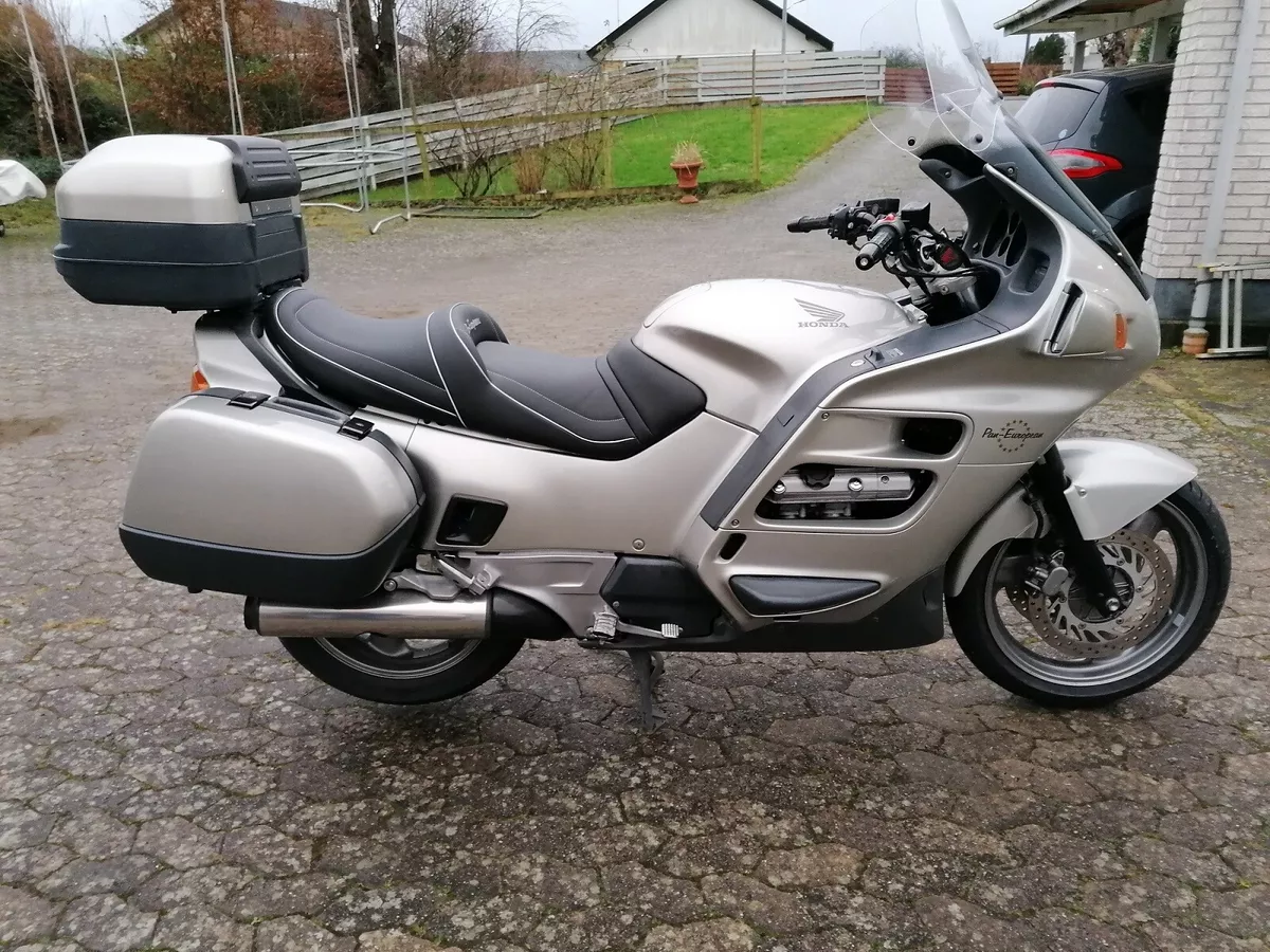 St 1100 honda deals