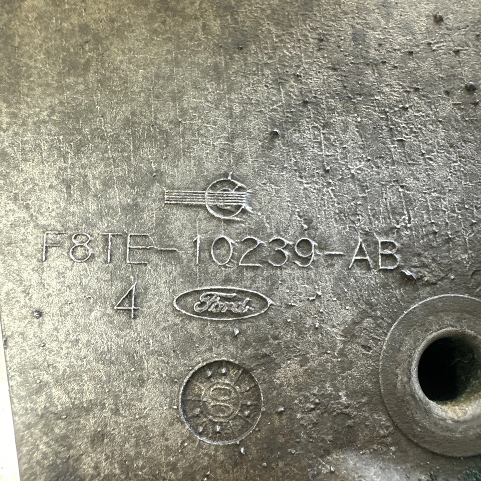 1998-03 Ford F250-550 7.3L V8 Cleaned power steering pump bracket F8TE-10239-AB - Изображение 3 из 3