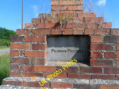 Foto 12x8 Inschrift auf Backstein Denkmal (2) Kempston Hardwick siehe :// c2015
