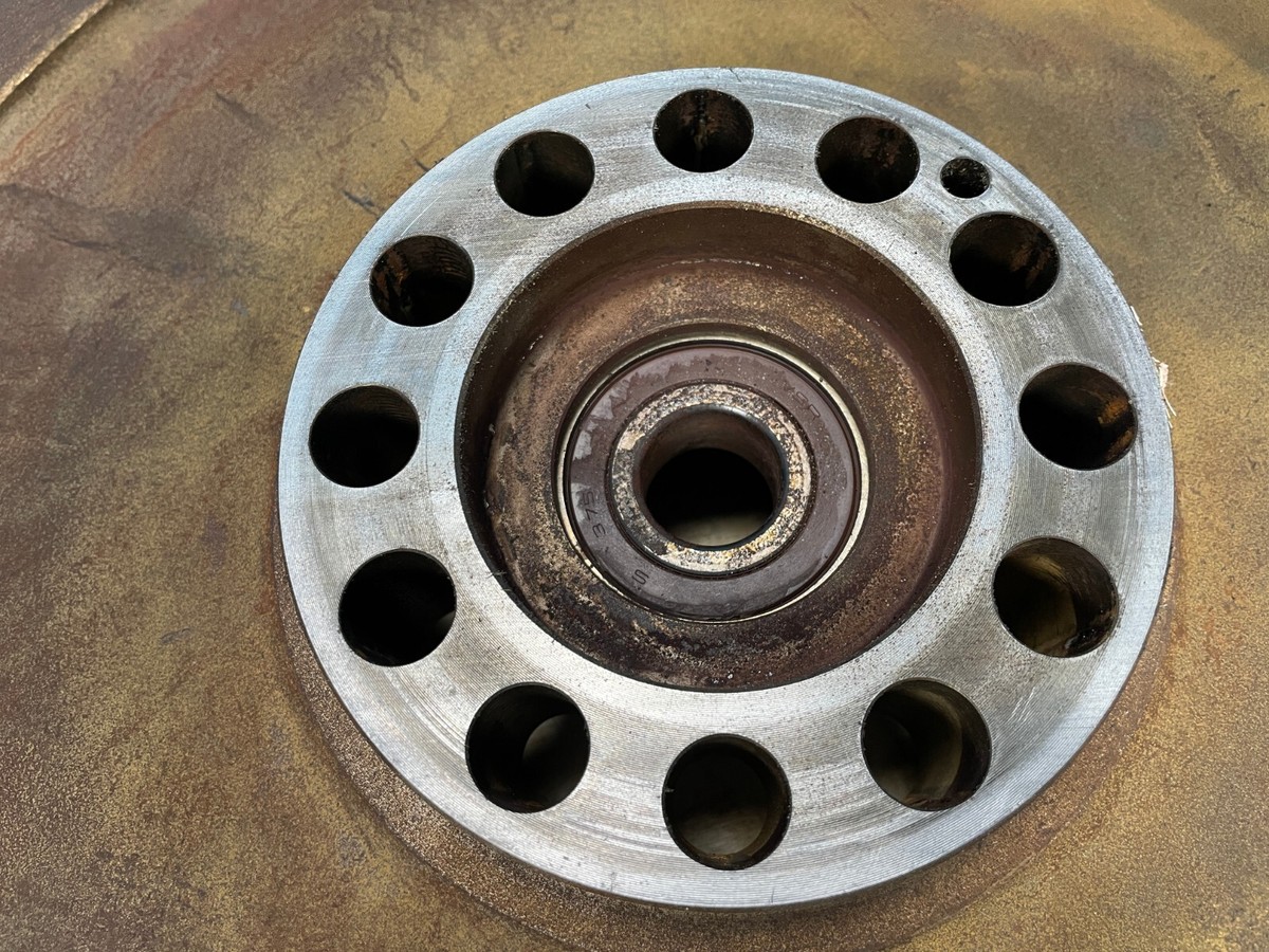 Detroit DD15 Engine Flywheel 38k OEM | eBay