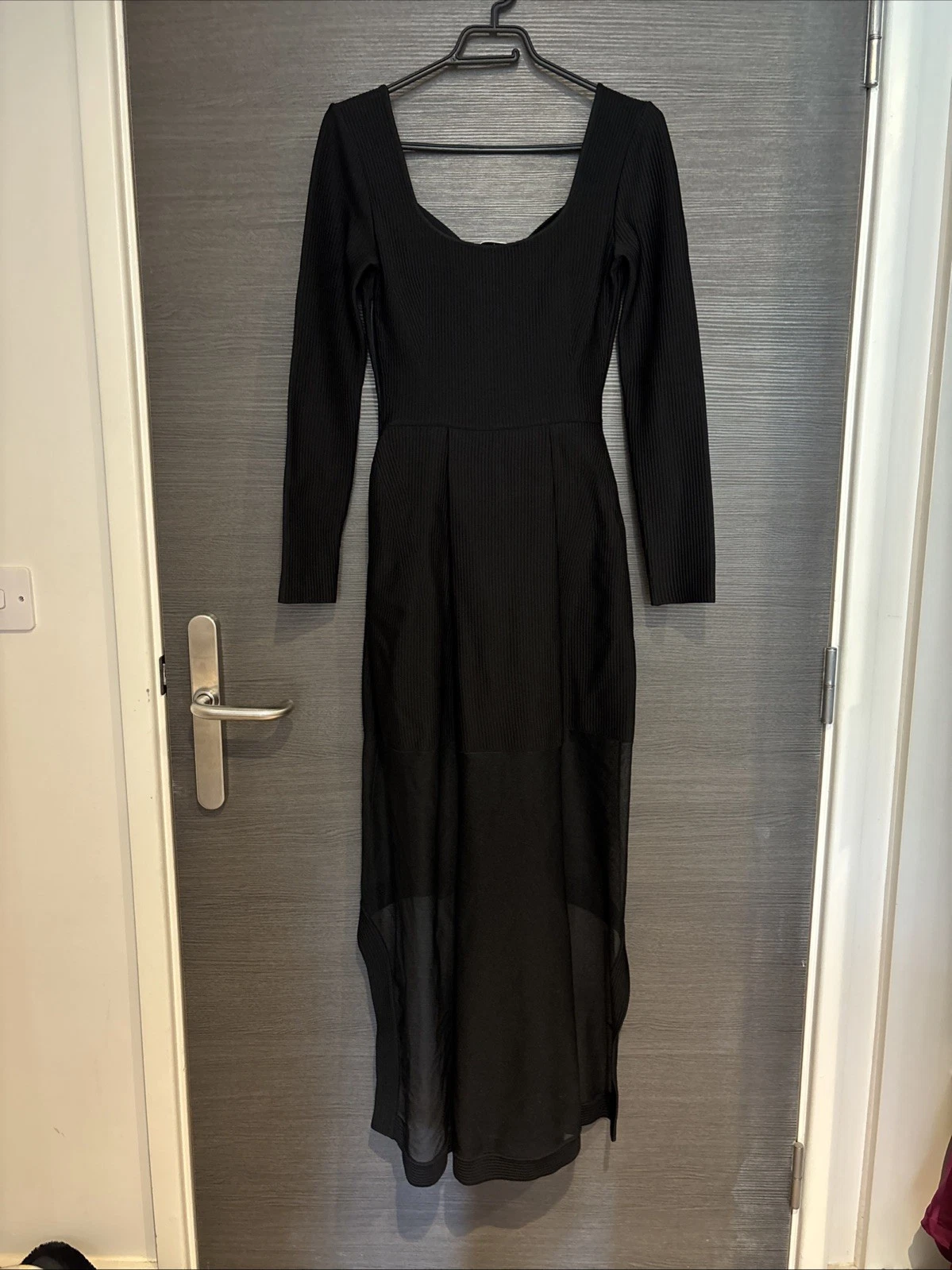 Abito Alexander McQueen manica lunga nero