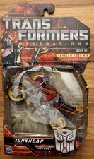 Transformers Generations Deluxe Class Junkheap Reveal The Shield Action Figure