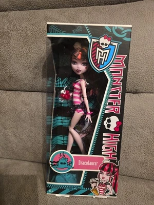 Sammler Selten Rarität Monster High X3485 Draculaura Skull Shore 2011 BNIB NEU - Bild 1 von 4