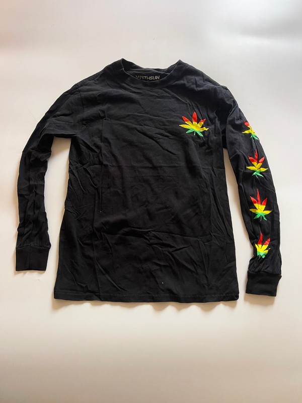 Fifth Sun Long Sleeve T-shirt red green and yellow herb size small