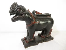 ANTIQUE Carved Wood SINGHA GUARDIAN LION LIDDED BOX Buddhist THAILAND Asian ART