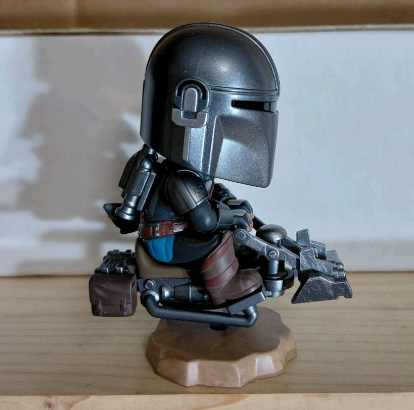 Pop Mart Star Wars The Mandalorian - Mandalorian with Swoop Bike