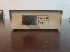 DATA TRANSFER SWITCH BOX; 2-POSITION A/B SWITCH; PORTS: A, B, INPUT-OUTPUT