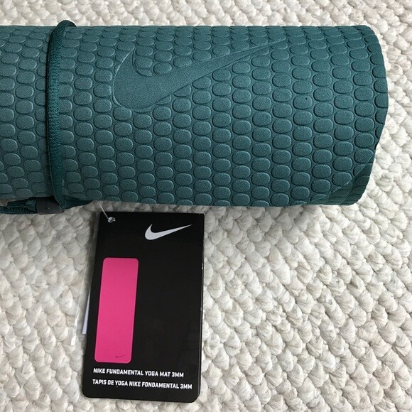 workout mat nike