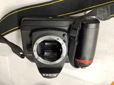 Nikon D70s Digital SLR Body Only FOR PARTS OR REPAIR