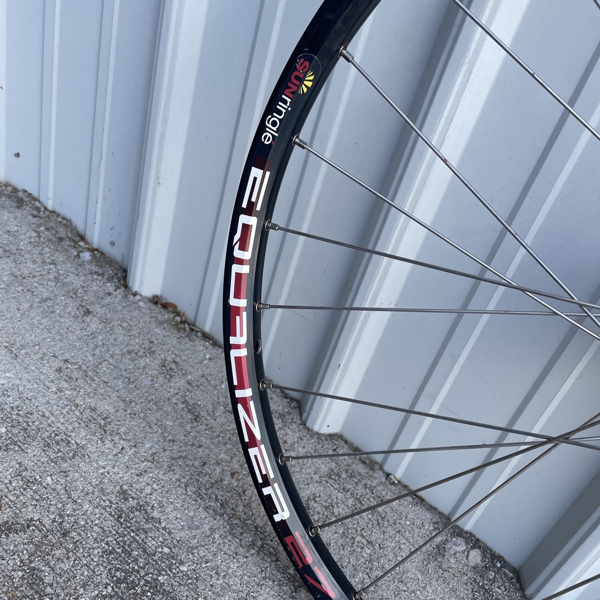 Sun Ringle Equalizer 27 Disc Mountain Bike Rear Wheel 26 Sun Ringle Equalizer 27 Disc Mountain Bike Rear Wheel 26