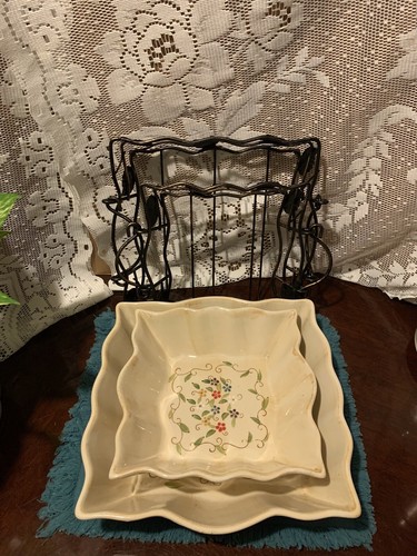 💥Temp-tations by Tara PETALS Ovenware Casserole & Metal Basket & Trivet 4 Pcs - 第 1/6 張圖片