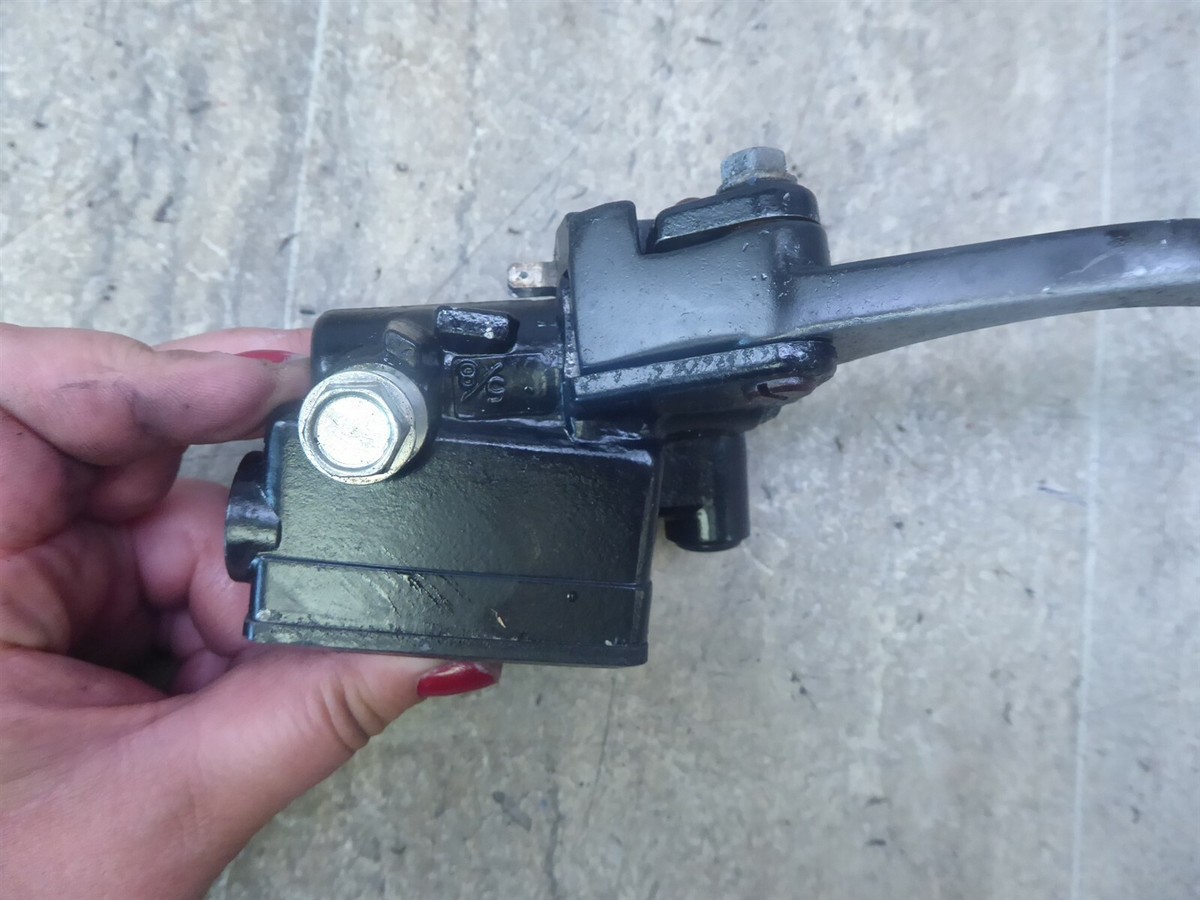 まっせい 1988 Kawasaki ZX750 F Ninja K782) front brake master cylinder | eBay