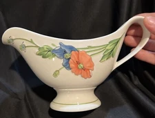 Vintage Villeroy & Boch W Germany Amapola Gravy Boat or Sauce Bowl, 8 1/4"