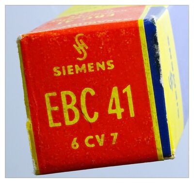 EBC41 Doppeldiode-Triode, mesh. Eine Radioröhre von Siemens. ID21255