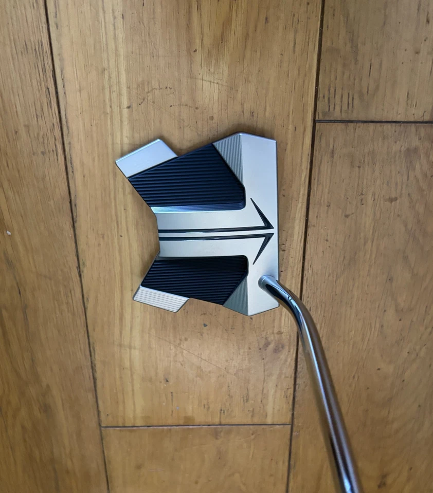 New Scotty Cameron 2024 Phantom 11.5 Putter / 34" / Left Handed - Image 2 of 4